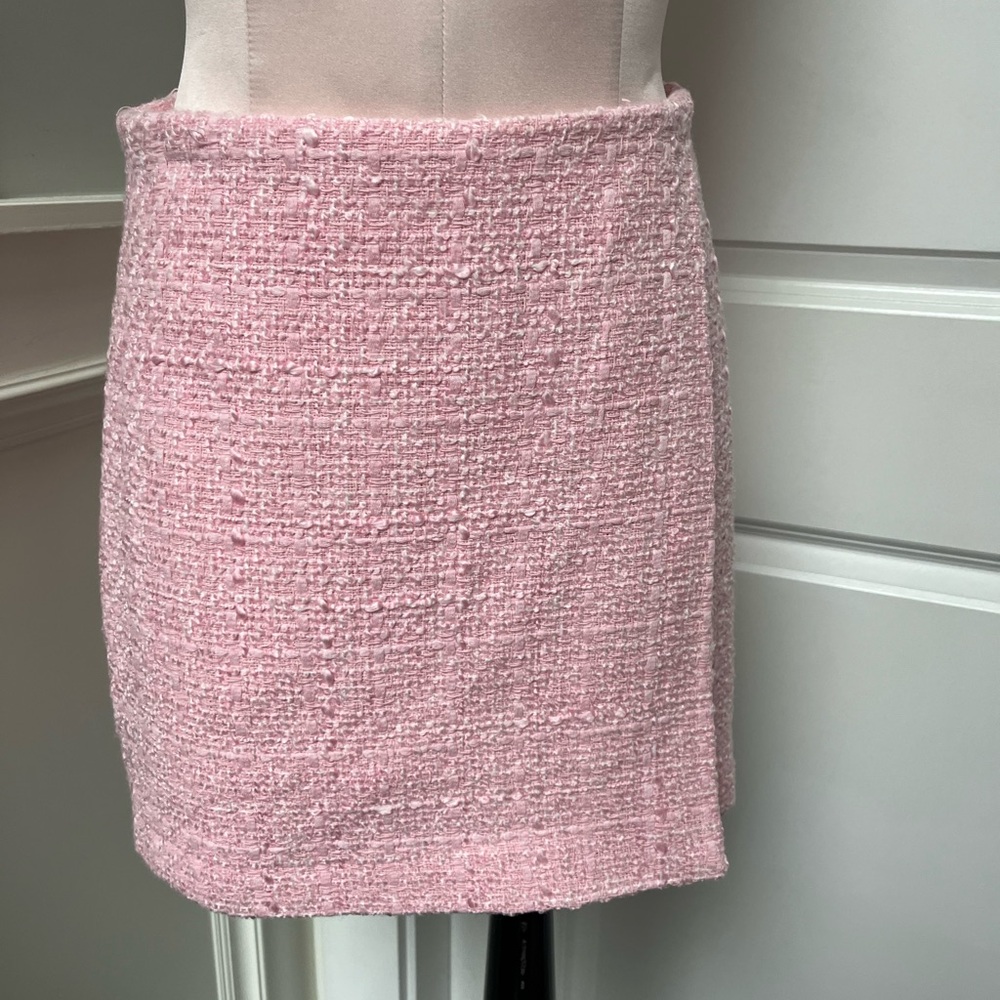 Zara Elegant Pink Tweed Skort size M